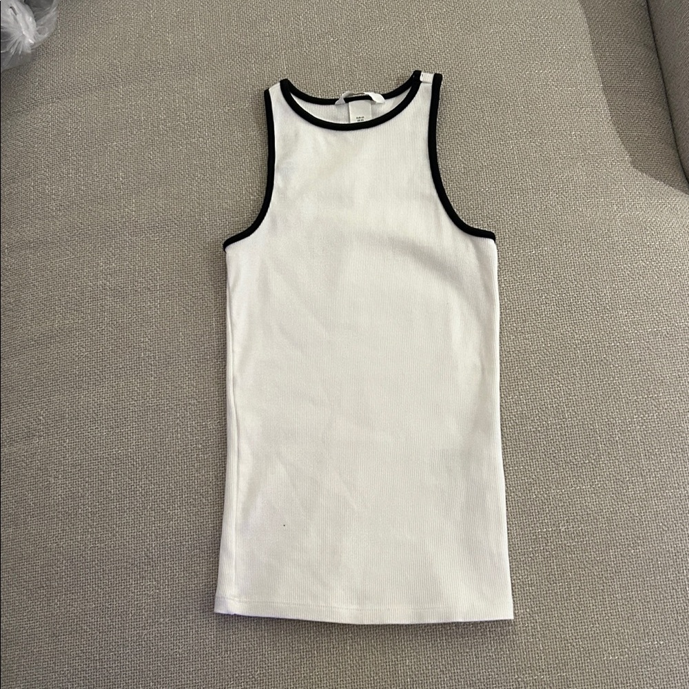 H&M Contrast Tank